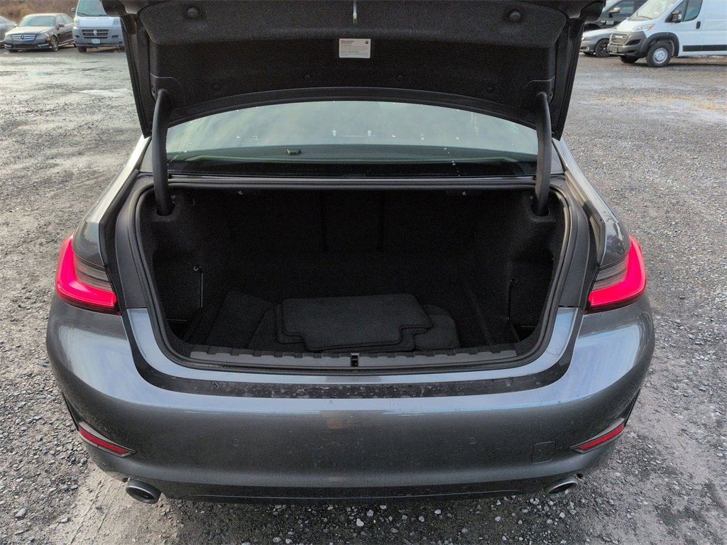 Used 2021 BMW 330i xDrive Sedan w/ Convenience Package image 5