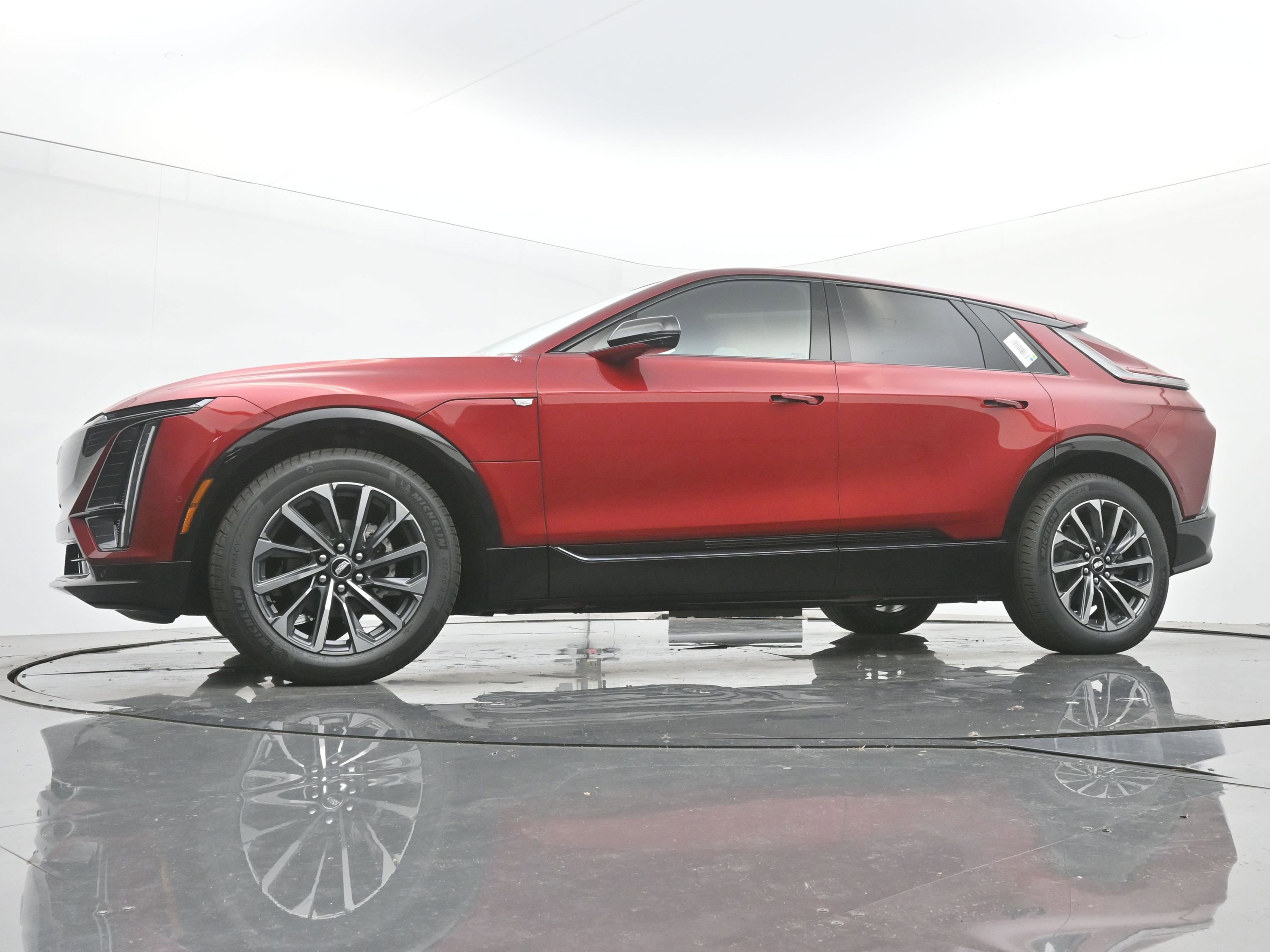 New 2026 Cadillac Lyriq Sport image 16