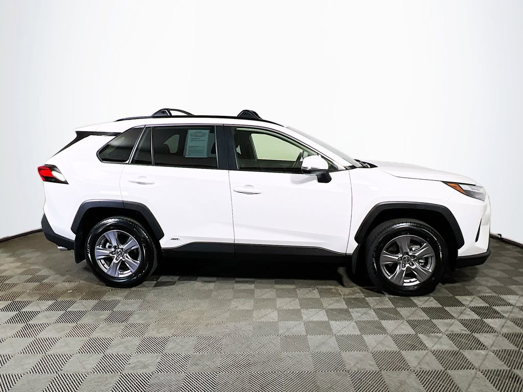 Certified 2025 Toyota RAV4 XLE w/ Convenience Package AWD/4WD image 9