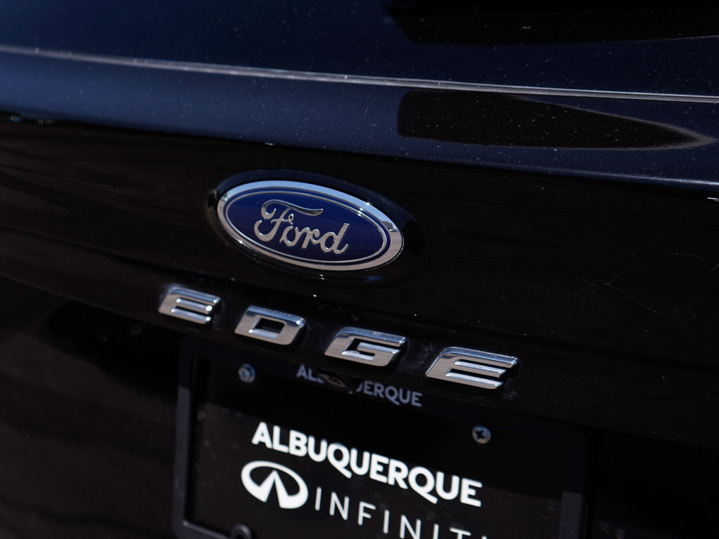 Used 2022 Ford Edge SEL AWD/4WD image 5