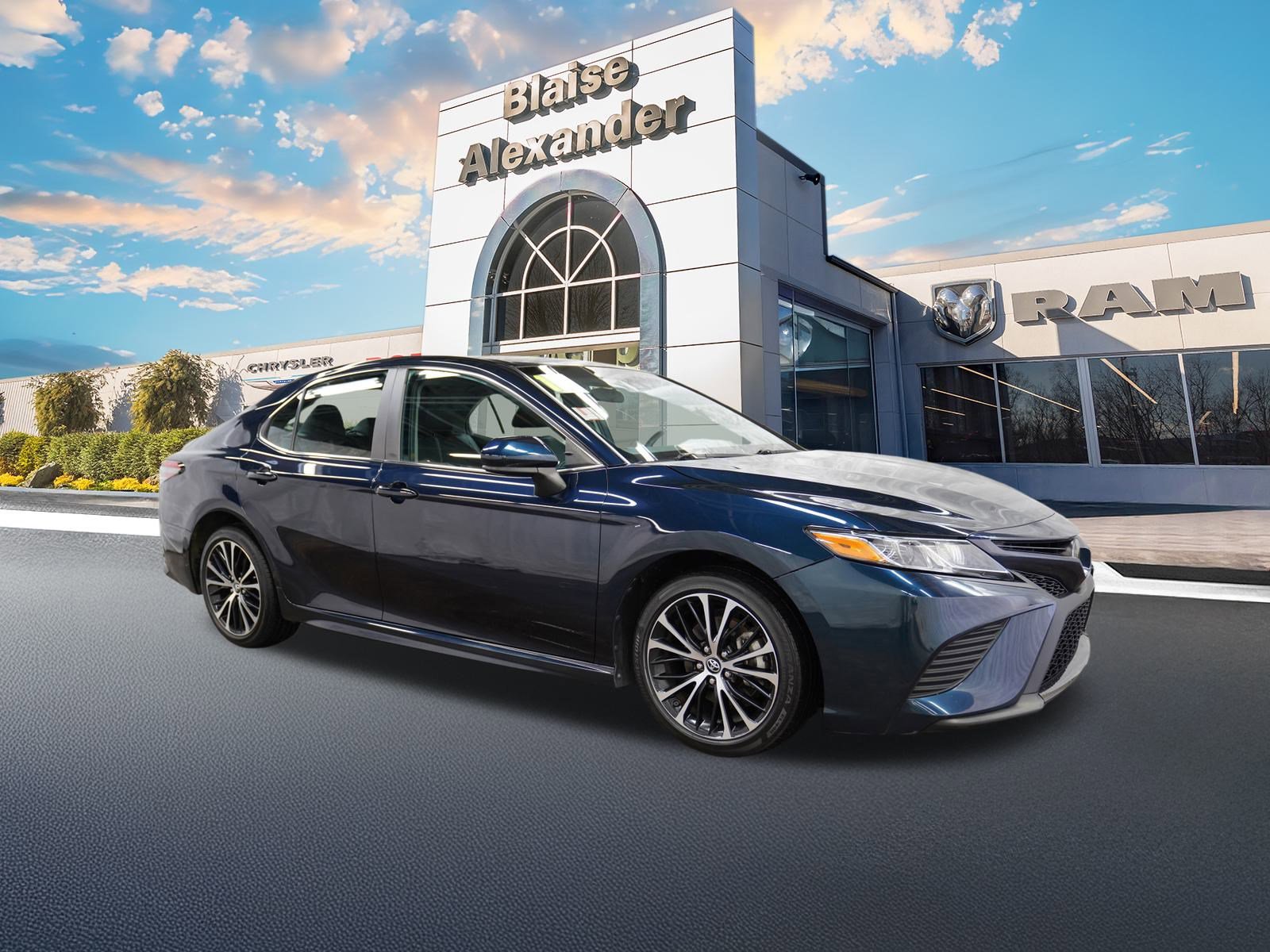 Used 2018 Toyota Camry SE