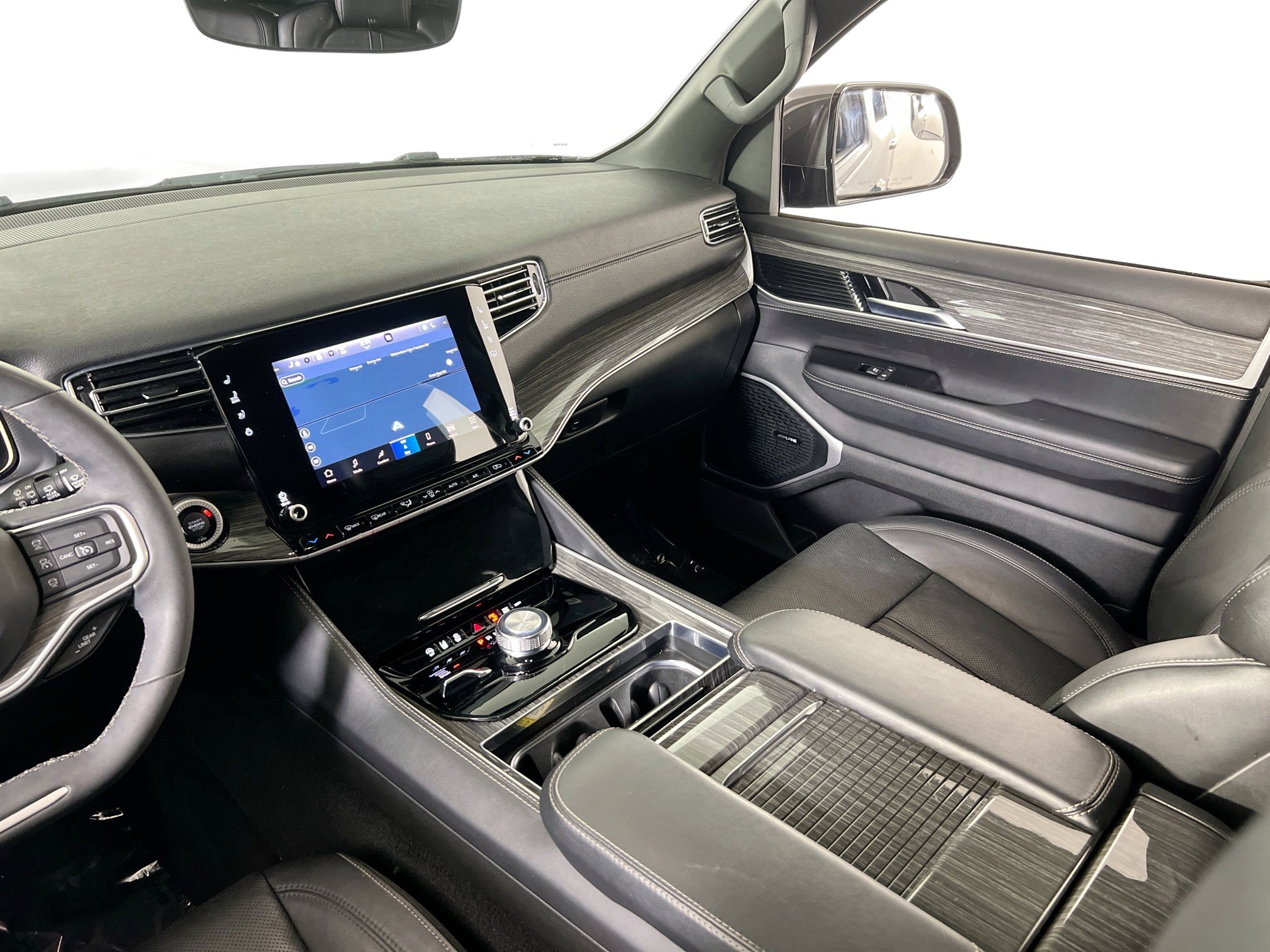 Used 2022 Jeep Wagoneer Series II image 23