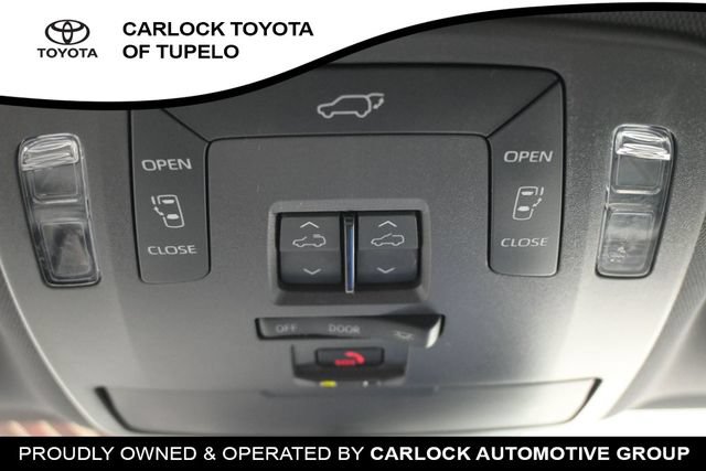 Used 2024 Toyota Sienna XSE FWD image 41