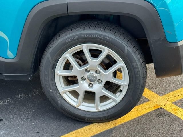 Used 2019 Jeep Renegade Latitude FWD image 7