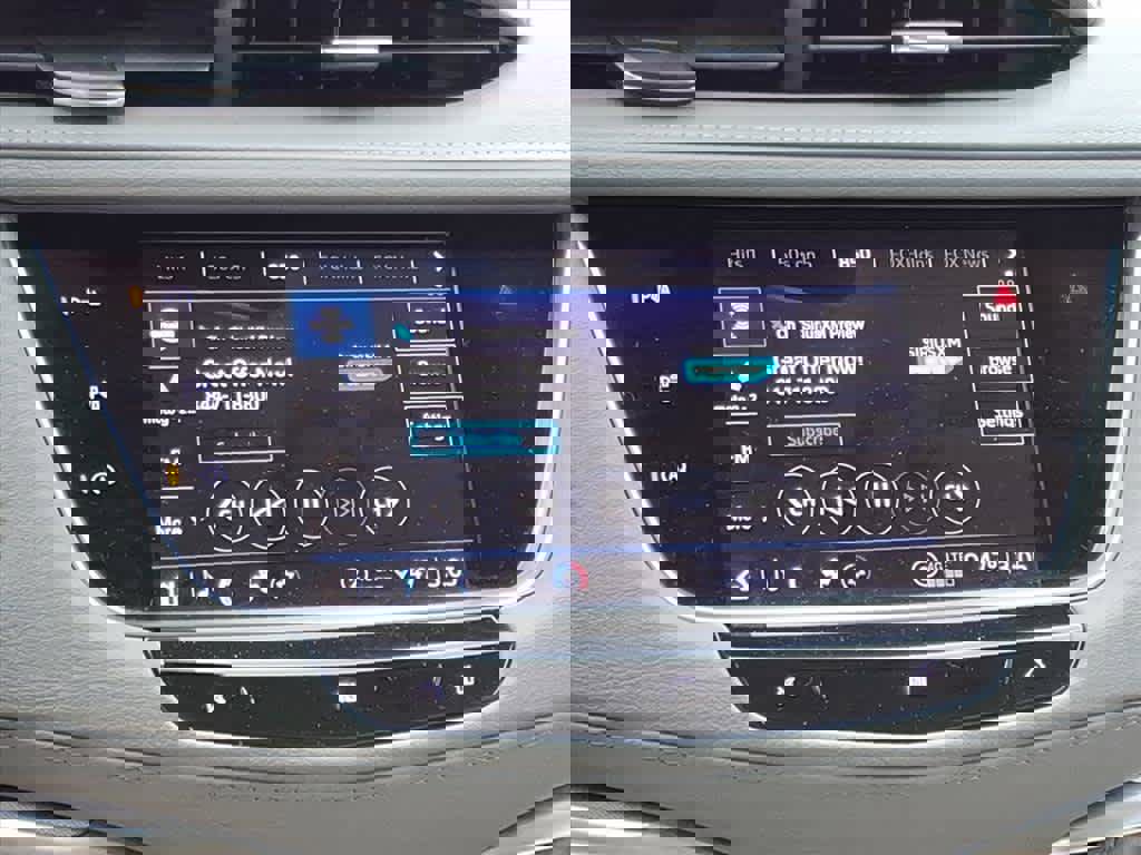 Used 2021 Cadillac XT5 Premium Luxury image 12