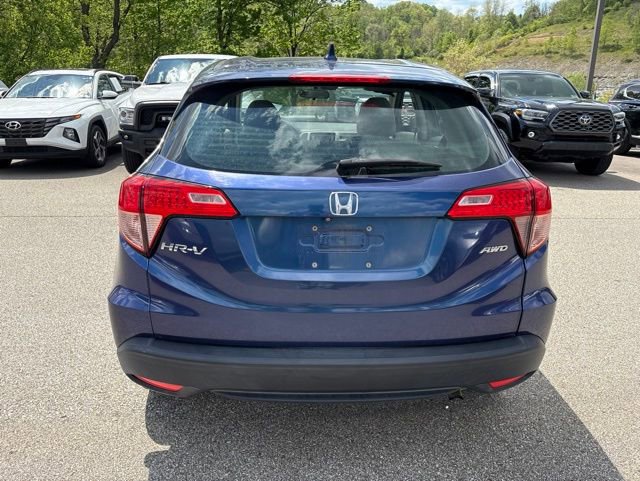 Used 2016 Honda HR-V LX image 4