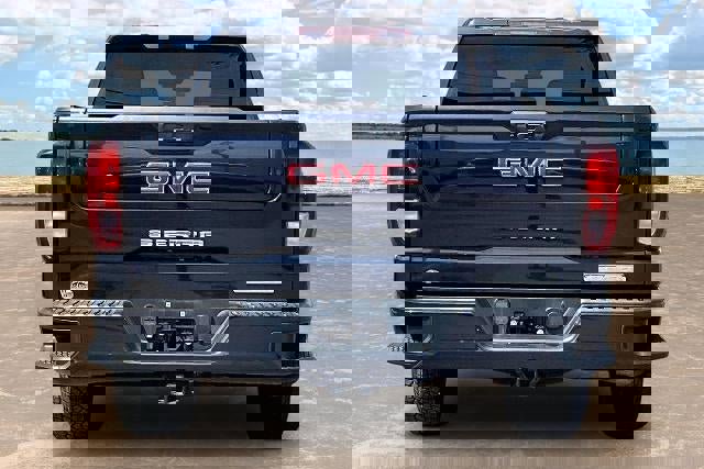 Used 2023 GMC Sierra 1500 Elevation AWD/4WD image 5