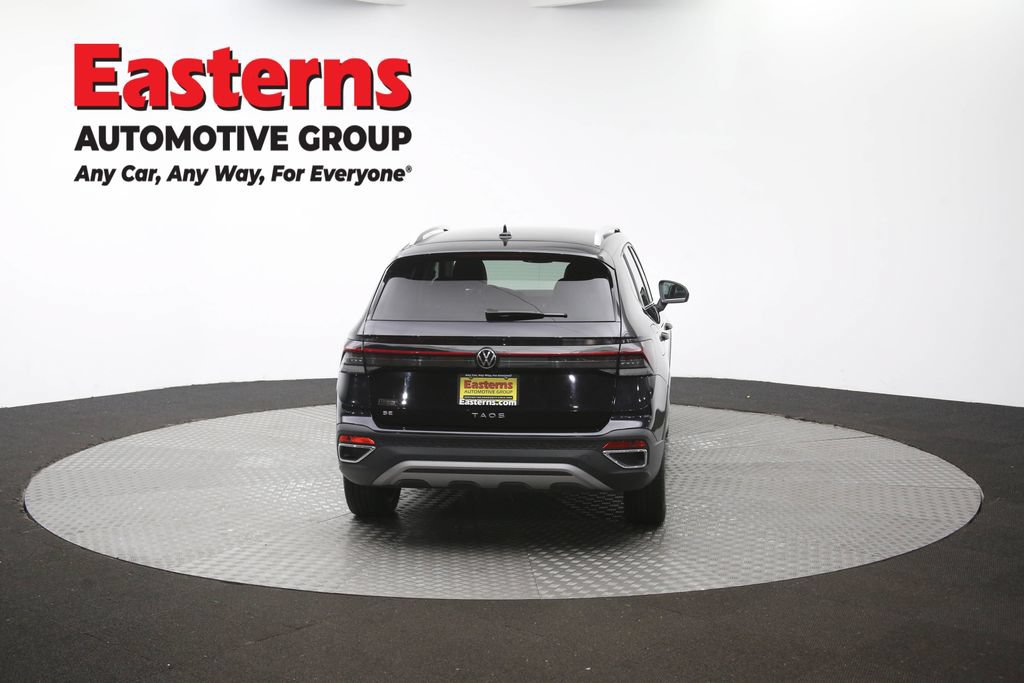 Used 2025 Volkswagen Taos SE FWD image 37