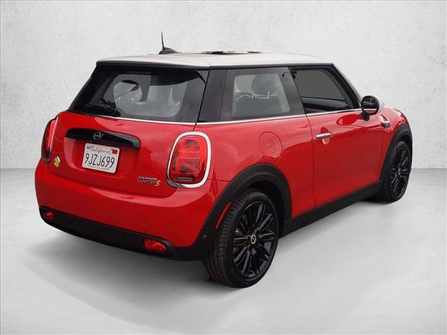 Used 2024 MINI Cooper SE FWD image 5
