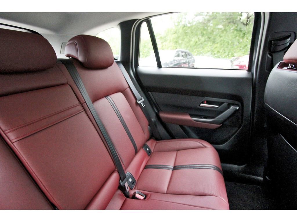 Used 2025 MAZDA CX-50 2.5 Hybrid w/ Premium Plus Pkg image 12