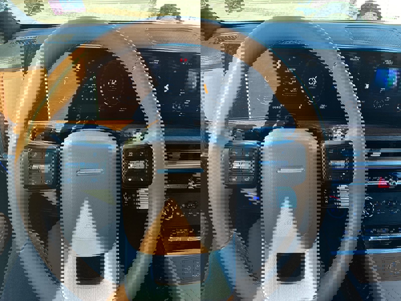 Used 2024 Hyundai Santa Fe Limited image 27