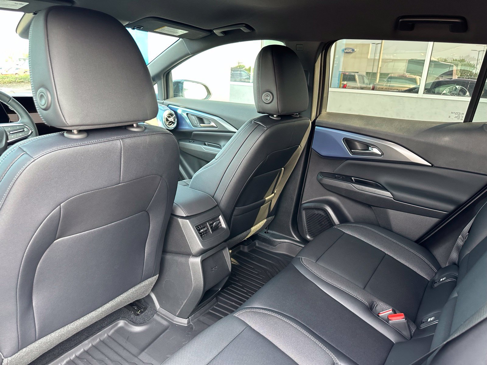 New 2026 Chevrolet Equinox EV LT FWD image 13