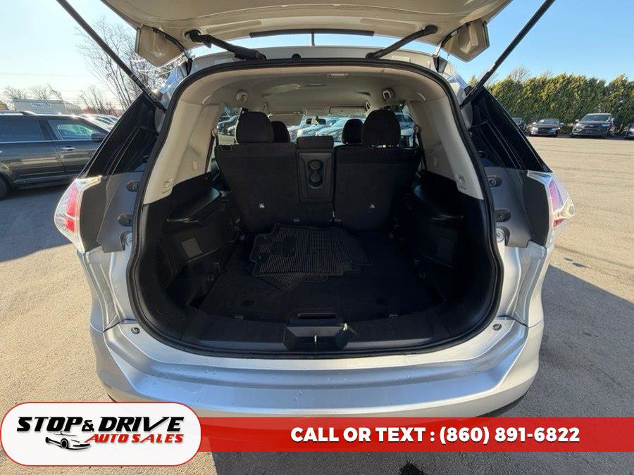 Used 2015 Nissan Rogue SV image 17