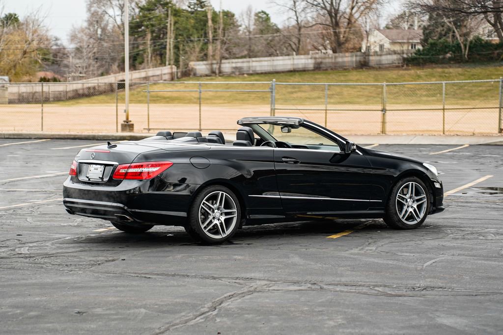 Used 2011 Mercedes-Benz E 550 Cabriolet image 8