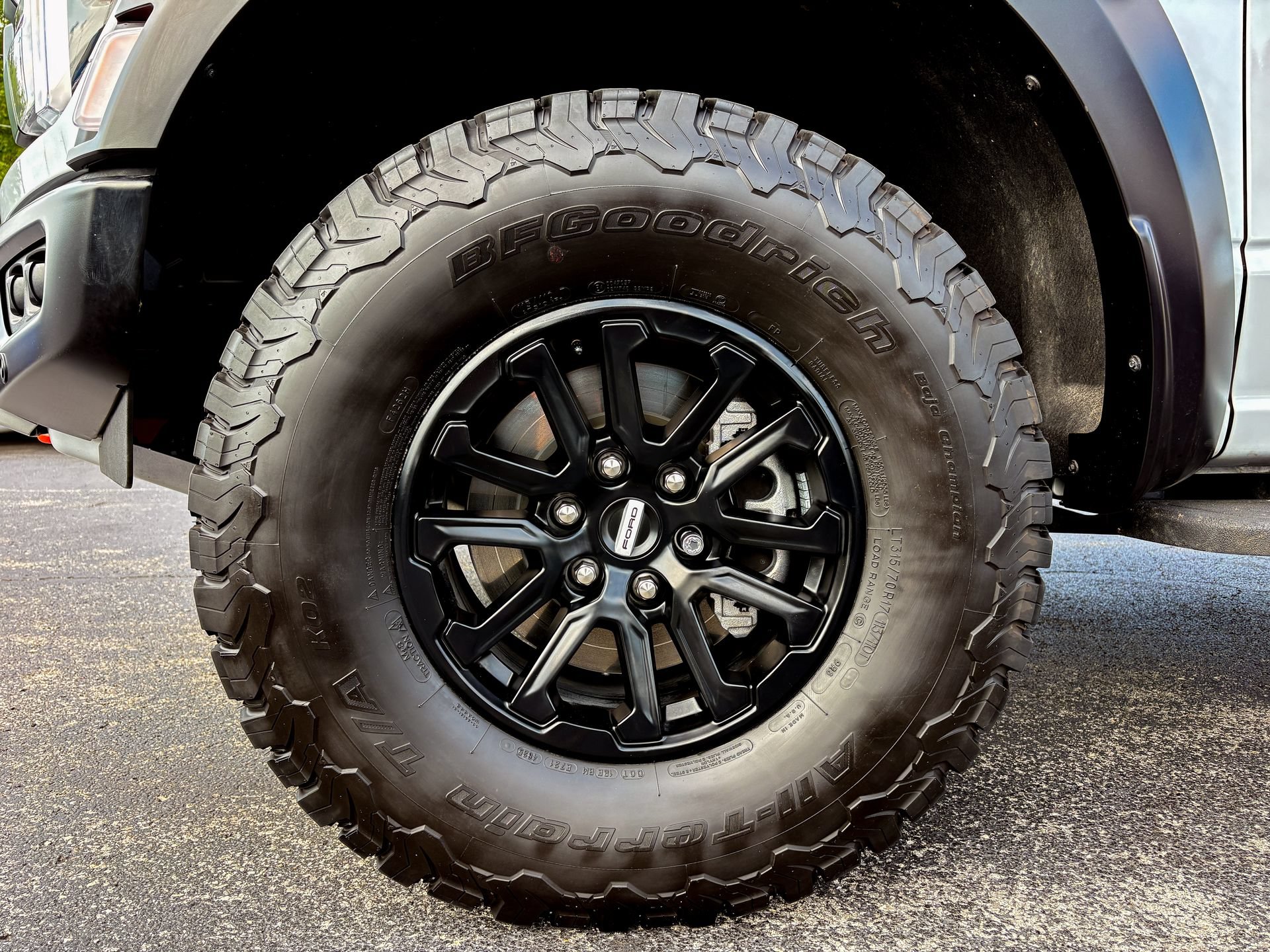 Used 2025 Ford F150 Raptor AWD/4WD image 36