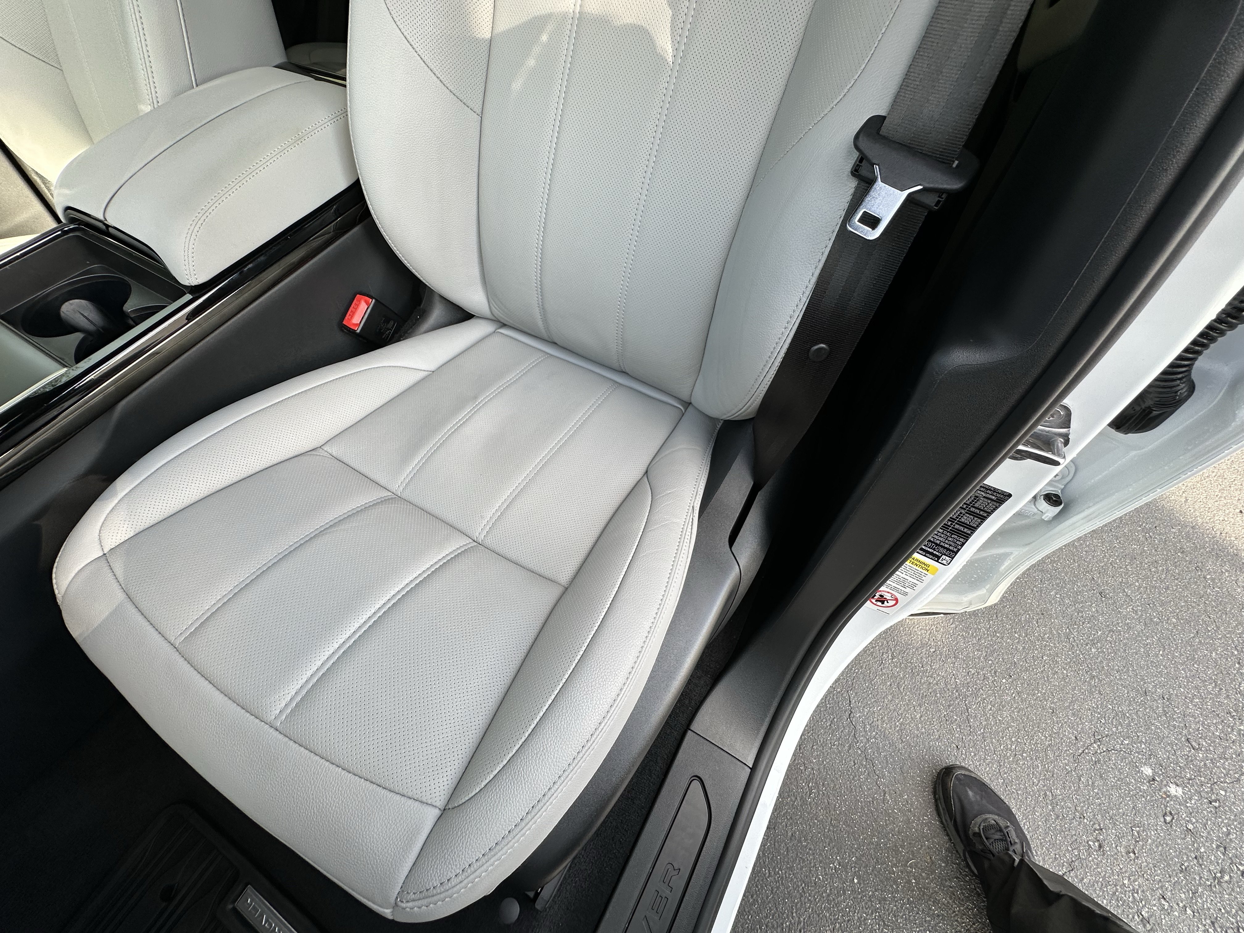 Certified 2026 Land Rover Range Rover Evoque S AWD/4WD image 18