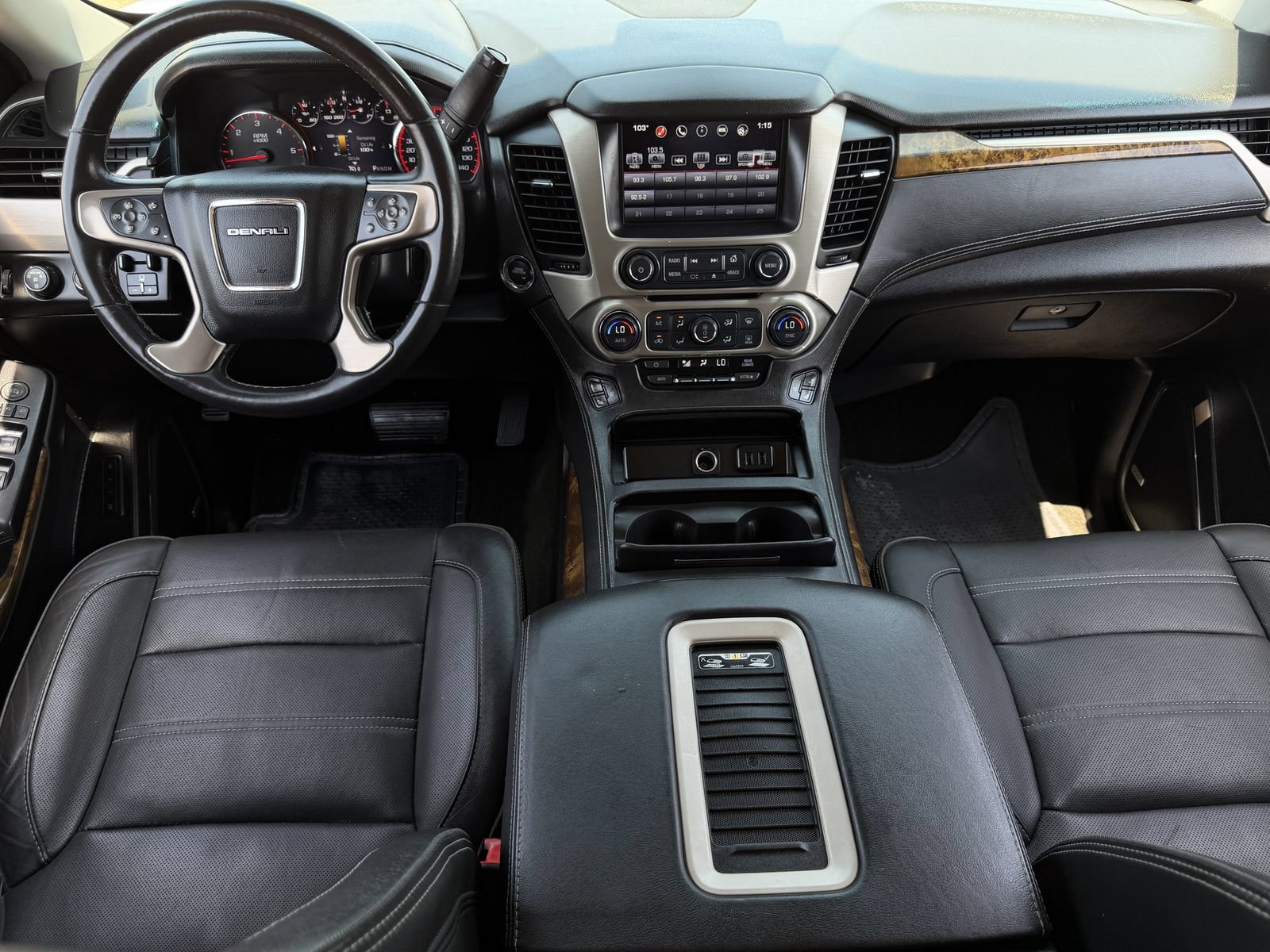 Used 2016 GMC Yukon Denali w/ Open Road Package AWD/4WD image 12