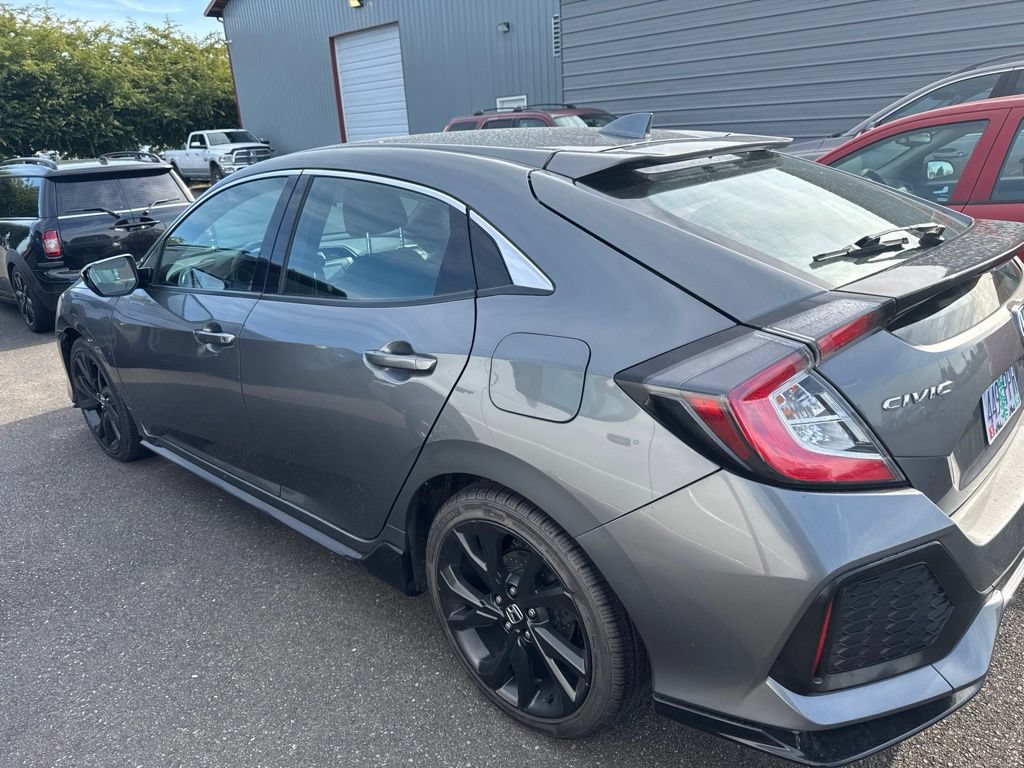 Used 2017 Honda Civic Sport image 2