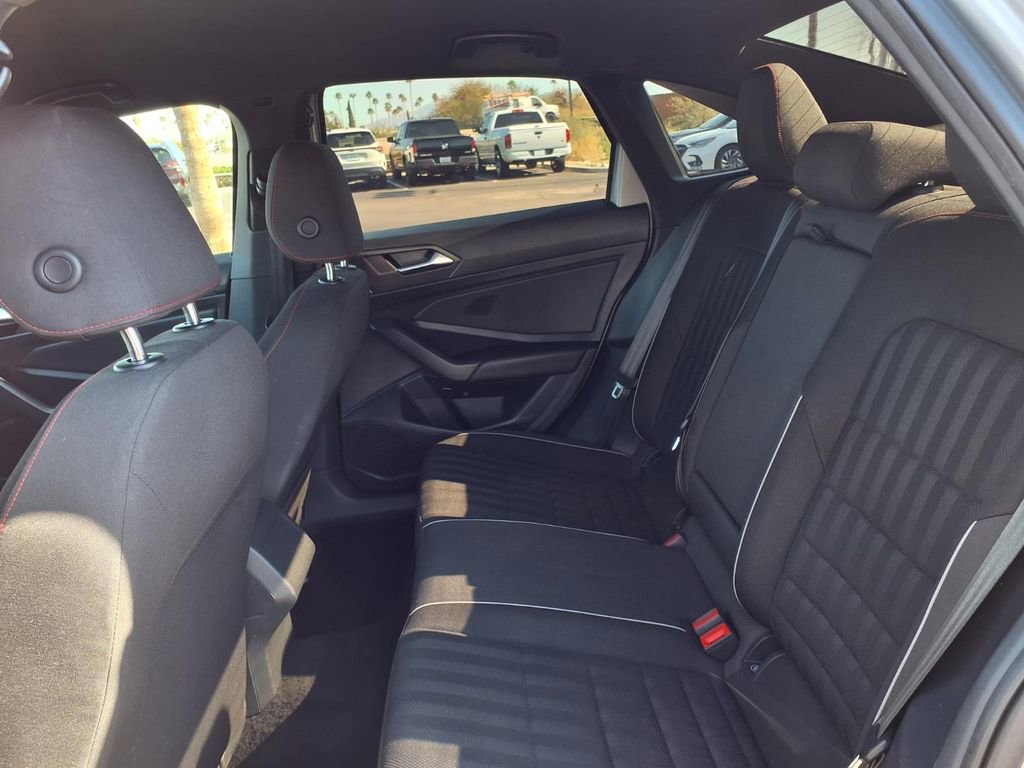 Used 2019 Volkswagen Jetta GLI image 24