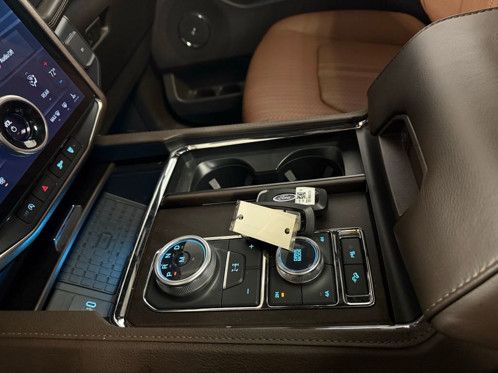 Used 2024 Ford Expedition Max King Ranch AWD/4WD image 14