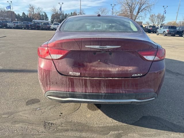 Used 2015 Chrysler 200 Limited w/ Convenience Group image 9