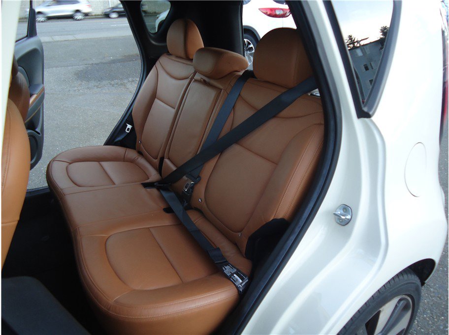 Used 2016 Kia Soul ! w/ Umber Package 1 image 11