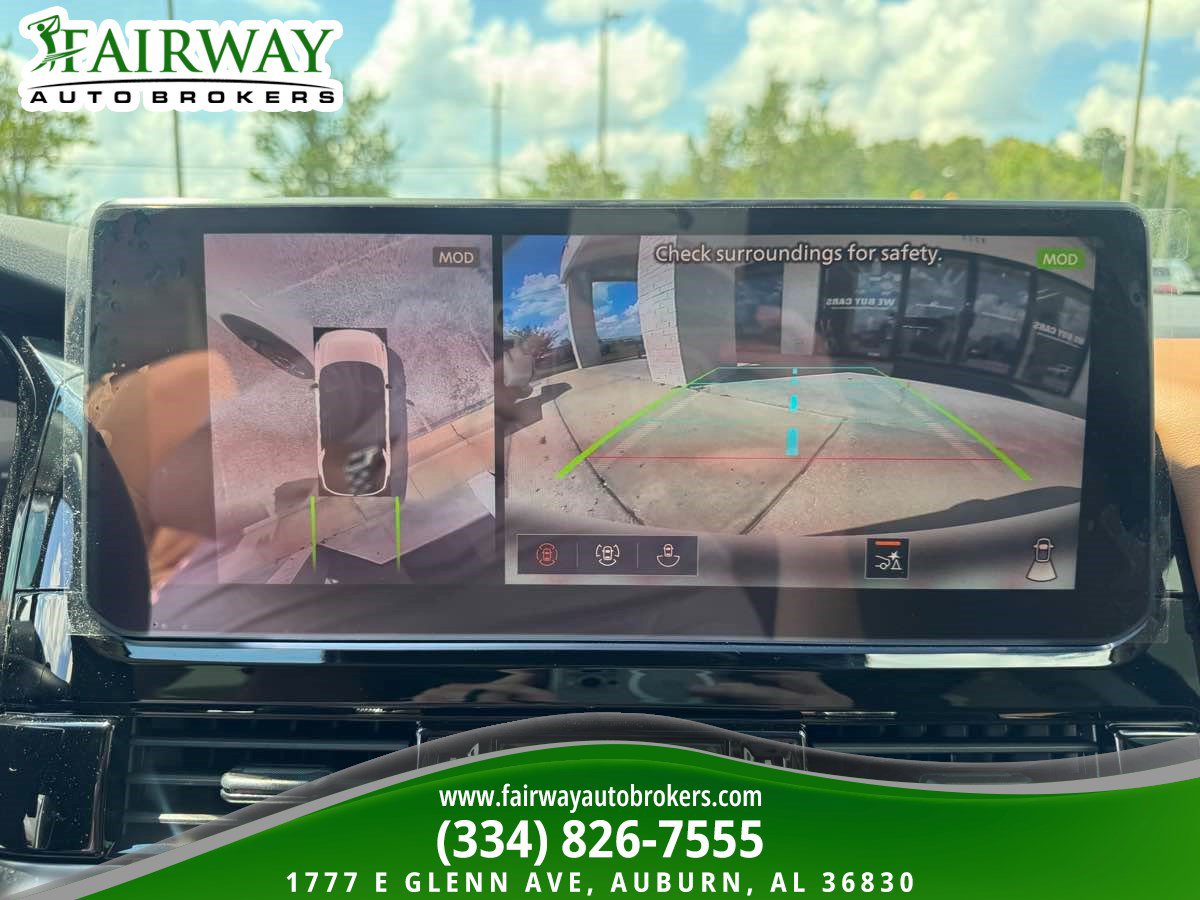 Used 2026 Nissan Pathfinder Platinum w/ Cargo Package FWD image 24