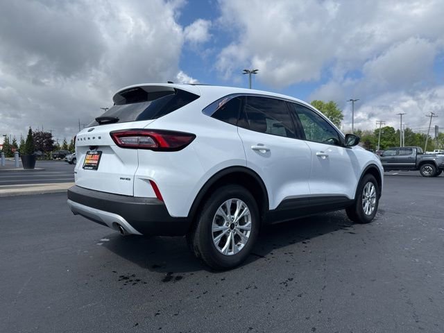 Used 2023 Ford Escape Active AWD/4WD image 7