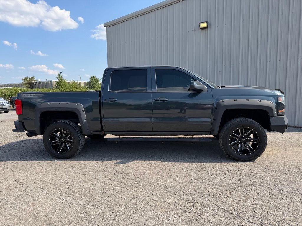 Used 2018 Chevrolet Silverado 1500 LT w/ Texas Edition AWD/4WD image 5