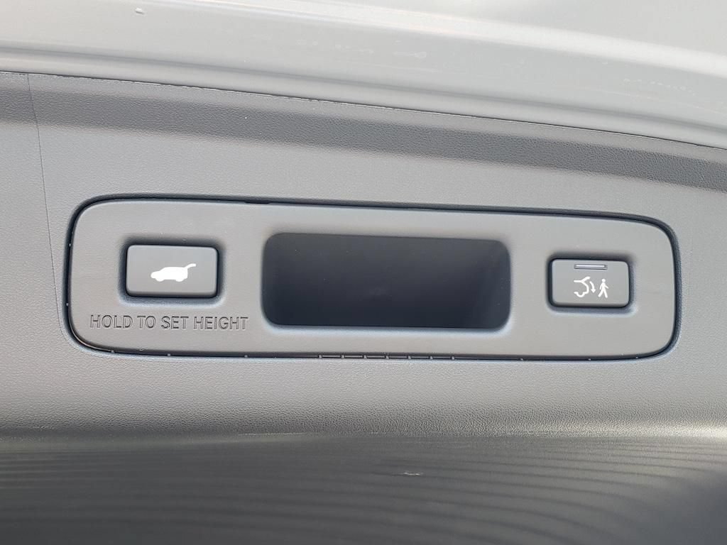 Certified 2025 Acura ADX A-Spec AWD/4WD image 10