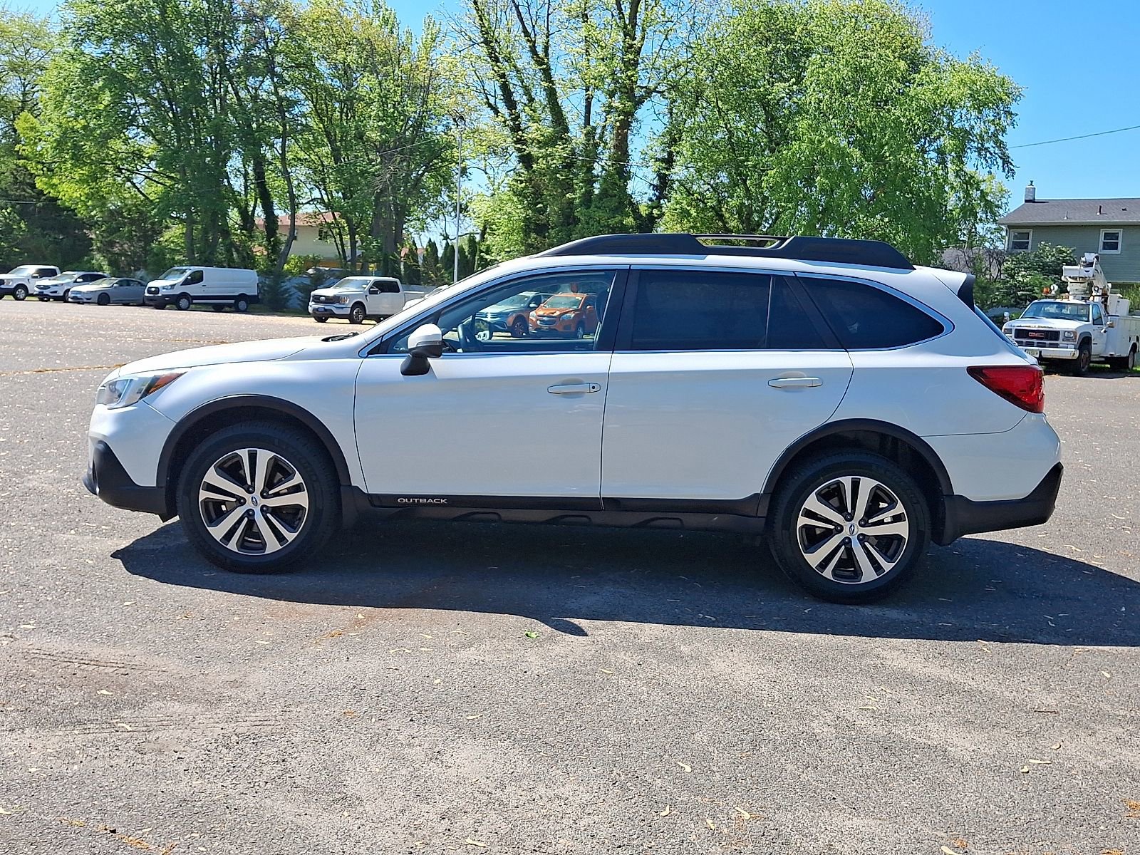 Used 2019 Subaru Outback 2.5i Limited w/ Protection Package #1 AWD/4WD image 4