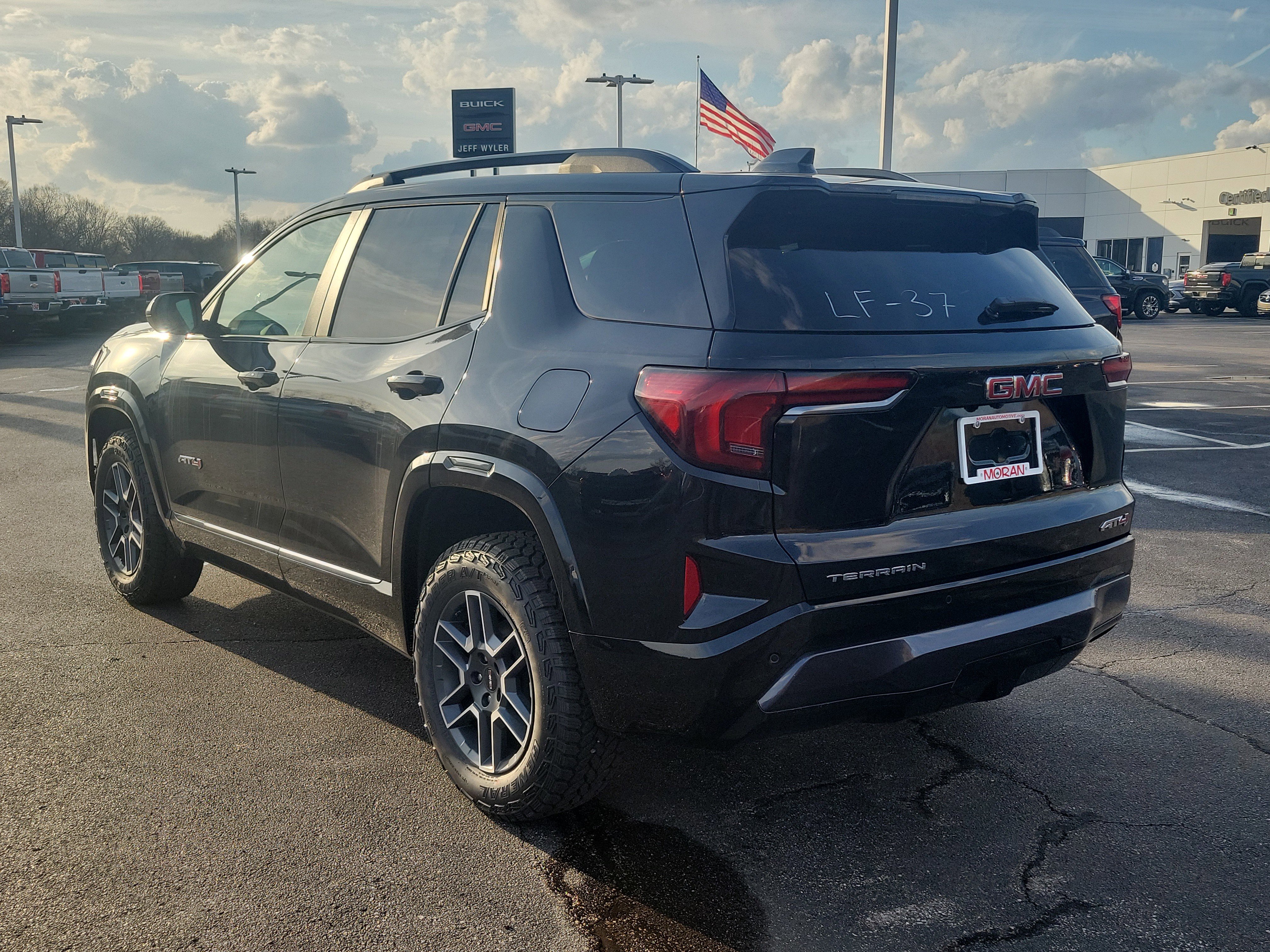 New 2026 GMC Terrain AT4 w/ Convenience Package III image 5