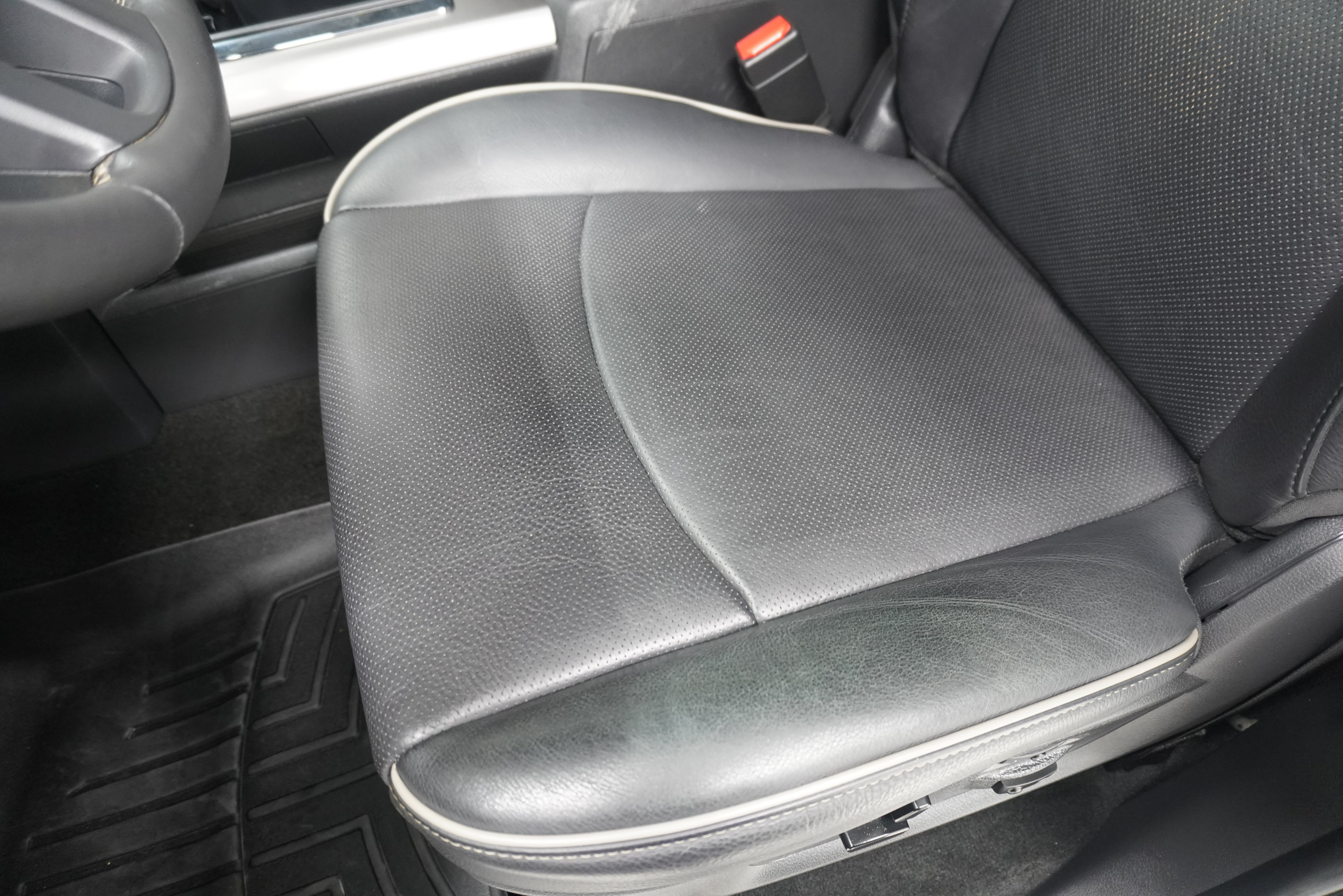 Used 2012 RAM 2500 Limited AWD/4WD image 12