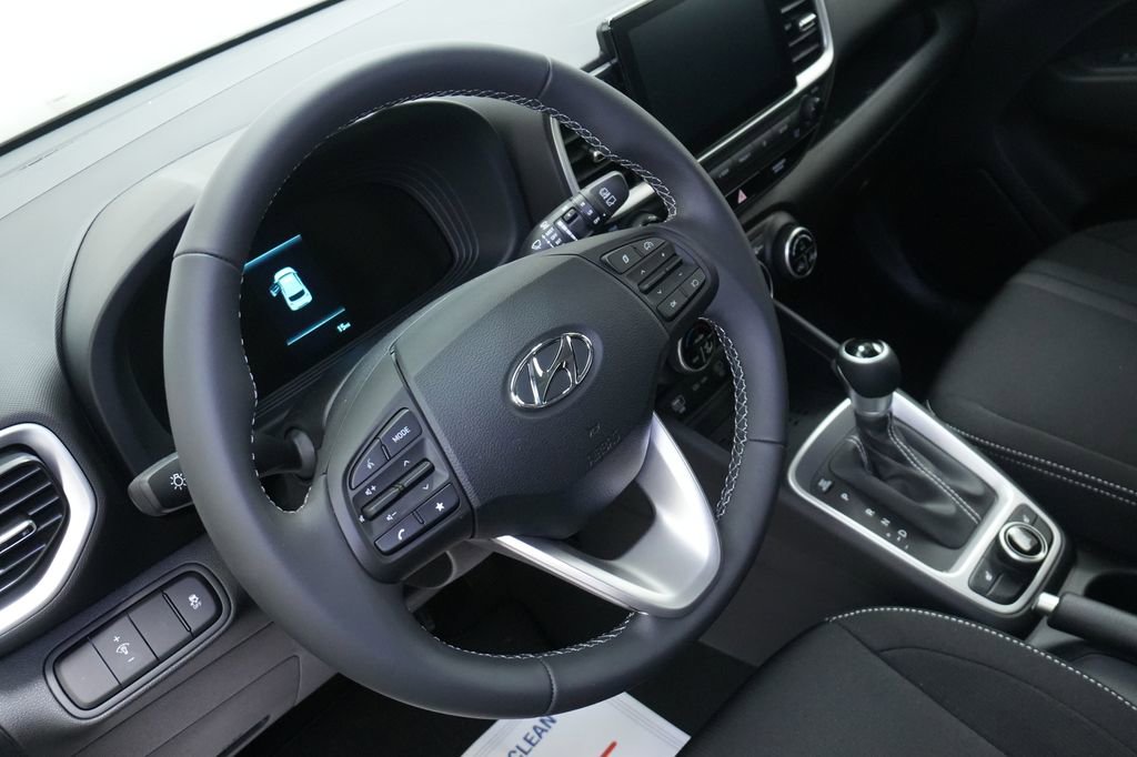 New 2026 Hyundai Venue SEL FWD image 13
