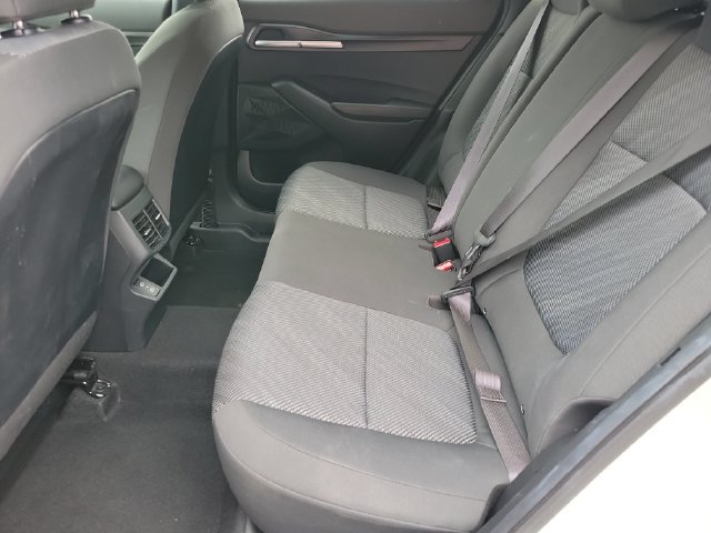 Used 2026 Kia Seltos LX FWD image 16