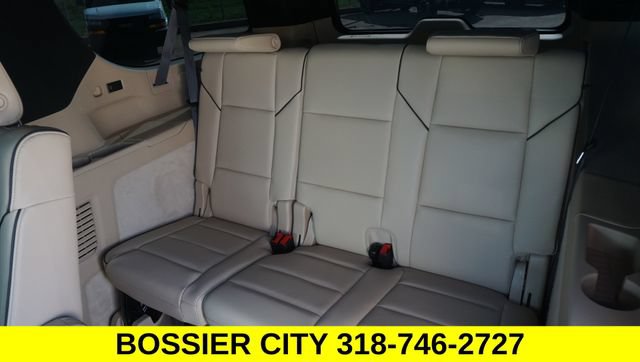 Certified 2024 Cadillac Escalade ESV Premium Luxury w/ Performance Package RWD image 28