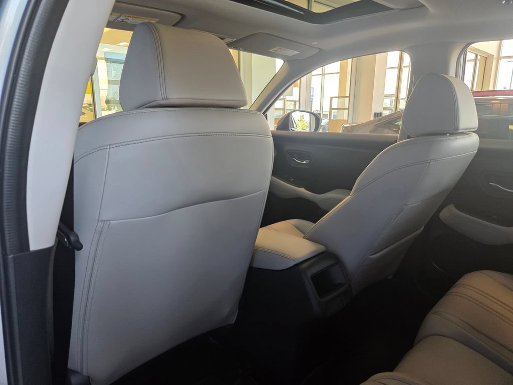 Certified 2027 Honda HR-V EX-L image 17