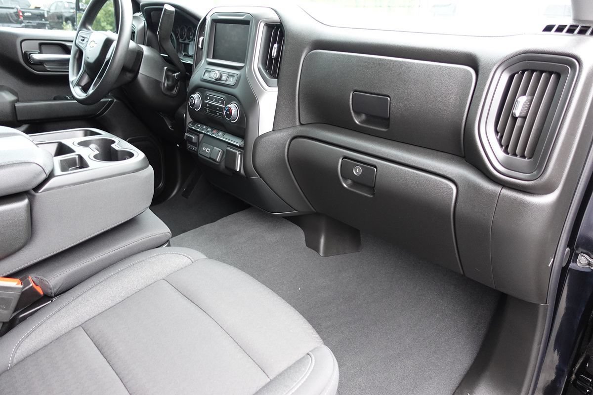 Used 2024 Chevrolet Silverado 1500 Custom AWD/4WD image 36