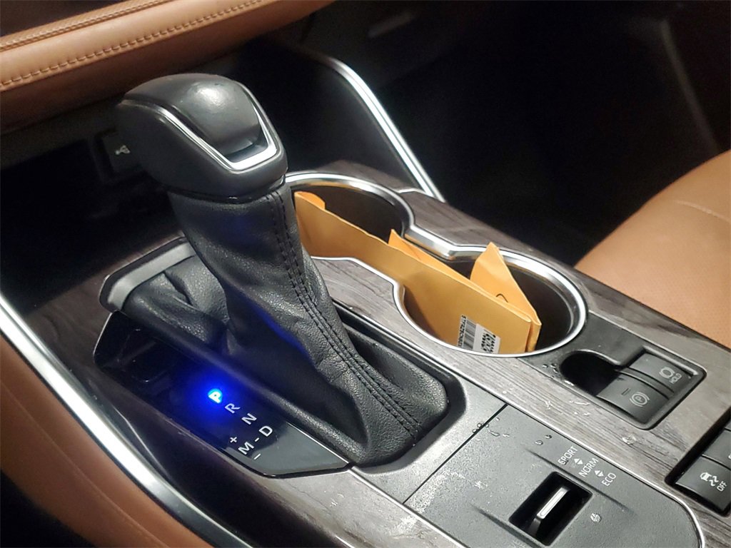 Certified 2021 Toyota Highlander Platinum image 30