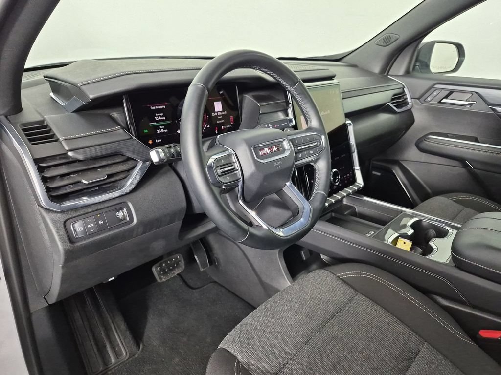 Used 2025 GMC Acadia Elevation FWD image 17