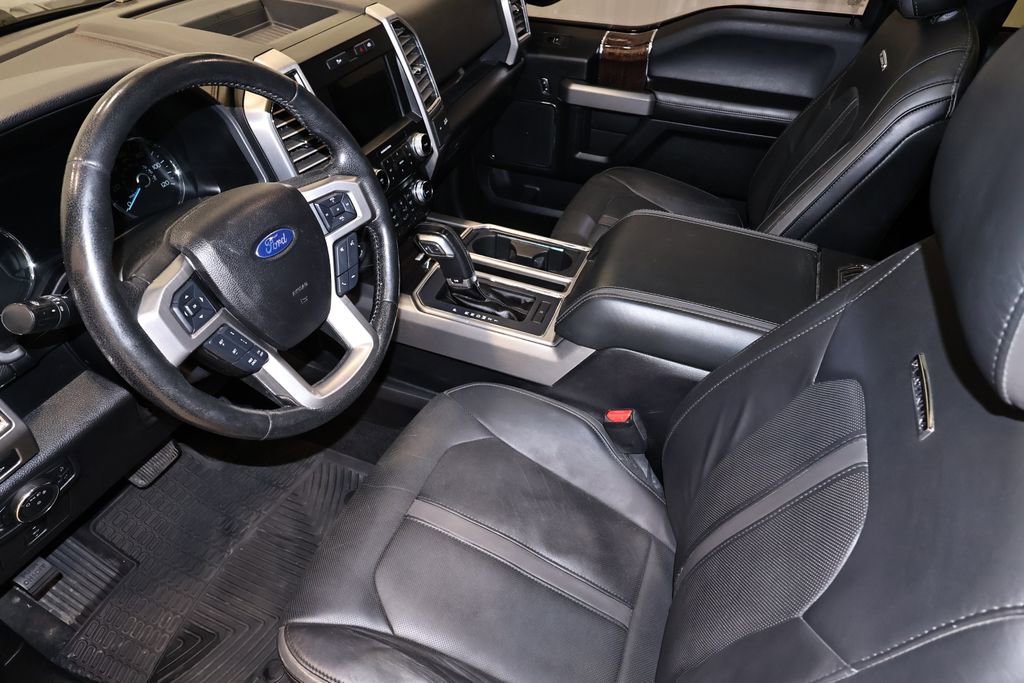 Used 2016 Ford F150 Platinum w/ Equipment Group 701A Luxury AWD/4WD image 37