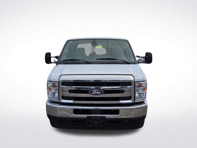 New 2027 Ford E-350 and Econoline 350 Super Duty w/ Power Equipment Group RWD image 2