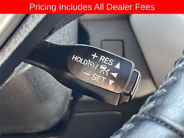 Used 2017 Toyota RAV4 XLE AWD/4WD image 31
