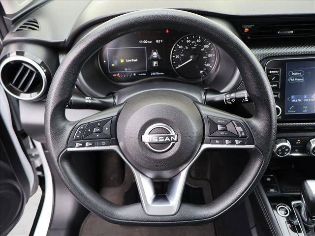 Used 2023 Nissan Kicks SV FWD image 13