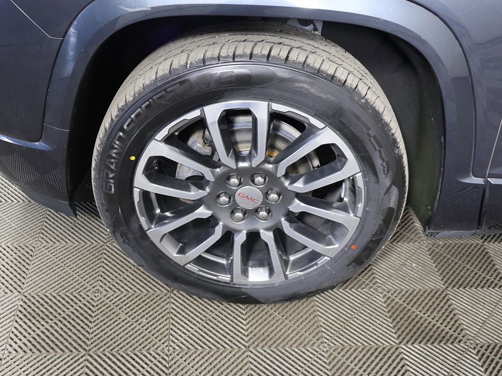 Used 2020 GMC Acadia Denali image 25