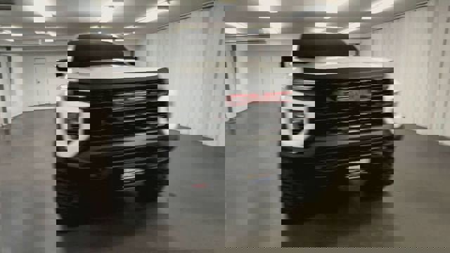 Used 2024 GMC Canyon AT4X w/ AT4X AEV Edition image 3