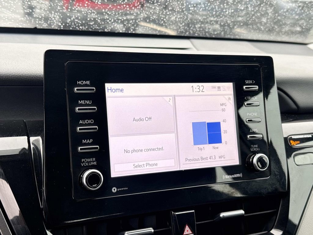 Used 2023 Toyota Camry LE image 11