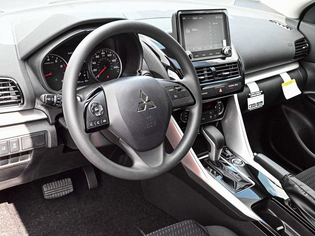 New 2024 Mitsubishi Eclipse Cross LE AWD/4WD image 15