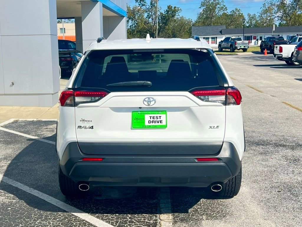 Used 2024 Toyota RAV4 XLE image 5