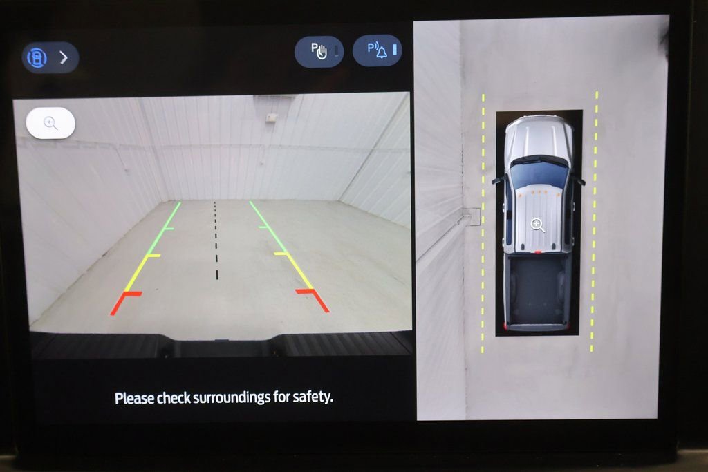 New 2026 Ford F350 Lariat w/ Black Appearance Package image 24